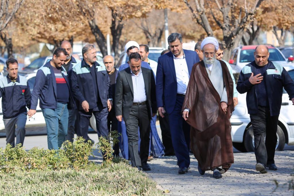 جلسه معارفه مدیرعامل ذوب آهن اصفهان برگزار شد جلسه معارفه مدیرعامل ذوب آهن اصفهان برگزار شد