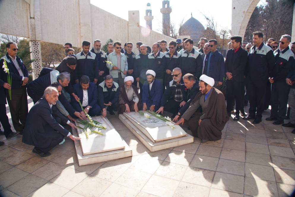 جلسه معارفه مدیرعامل ذوب آهن اصفهان برگزار شد جلسه معارفه مدیرعامل ذوب آهن اصفهان برگزار شد