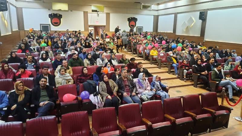 چهلوهفتمین پویش دورهمی خانواده بزرگ ذوب آهن اصفهان چهلوهفتمین پویش دورهمی خانواده بزرگ ذوب آهن اصفهان