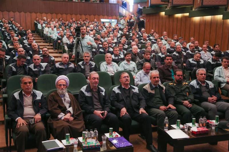 برگزاری جلسه راهبری مدیرعامل، معاونین، مدیران و سرپرستان ذوب آهن اصفهان برگزاری جلسه راهبری مدیرعامل، معاونین، مدیران و سرپرستان ذوب آهن اصفهان