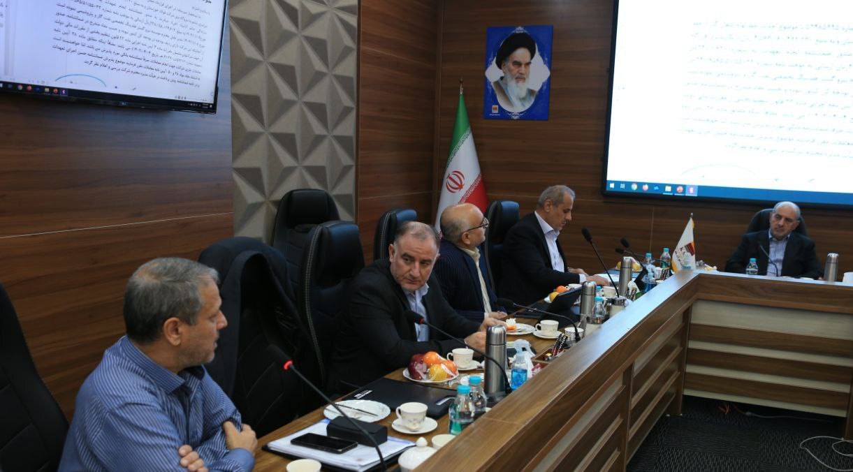 جلسه هیات مدیره شرکت فولاد خوزستان برگزار شد جلسه هیات مدیره شرکت فولاد خوزستان برگزار شد