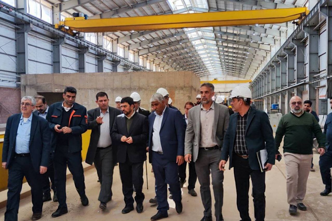 دکتر مدرس خیابانی: رفسنجان میتواند به قطب تولید گلوله فولادی کشور تبدیل شود دکتر مدرس خیابانی: رفسنجان میتواند به قطب تولید گلوله فولادی کشور تبدیل شود