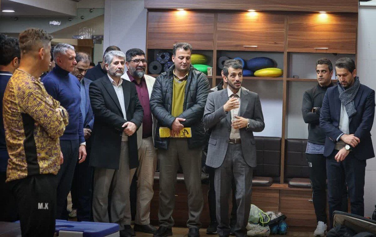 محمدیاسر طیبنیا در رختکن سپاهان: تشکر میکنم که در بازی جنگنده عمل کردید و نتیجه خوبی گرفتید محمدیاسر طیبنیا در رختکن سپاهان: تشکر میکنم که در بازی جنگنده عمل کردید و نتیجه خوبی گرفتید