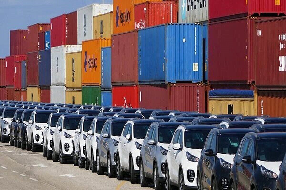 دولت از تعرفه ۱۰۰ درصدی عقب‌نشینی می‌کند؟