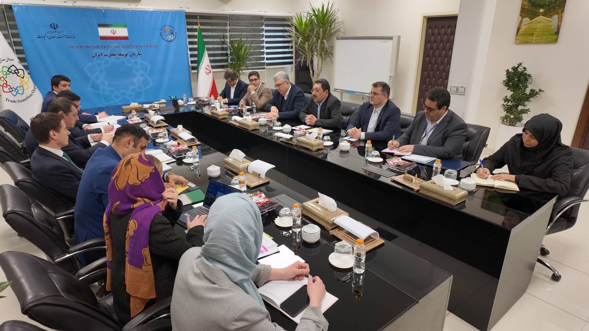 دیدار و رایزنی وزیر تجارت اتحادیه اقتصادی اوراسیا با وزیر صمت ایران در تهران دیدار و رایزنی وزیر تجارت اتحادیه اقتصادی اوراسیا با وزیر صمت ایران در تهران