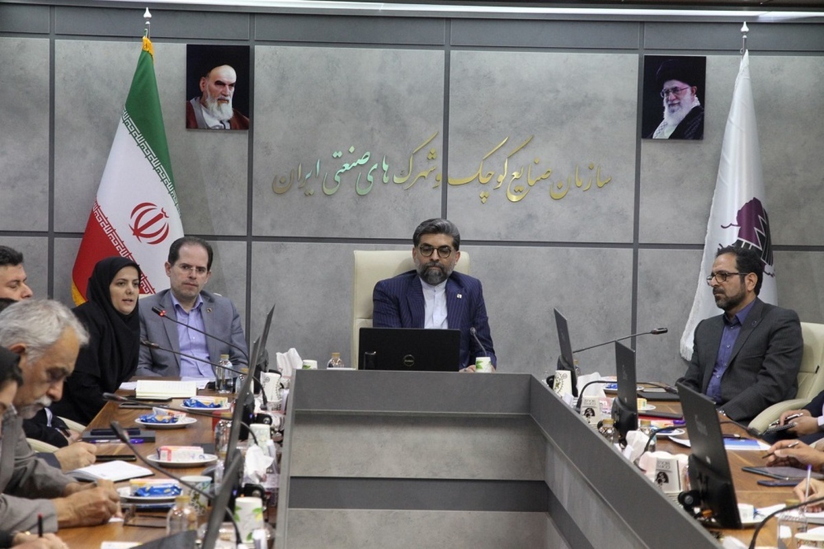 توسعه تامین مالی زنجیره‌ای در راستای جهش تولید/ هدفگذاری توسعه بازار‌های صادراتی تولیدات داخلی