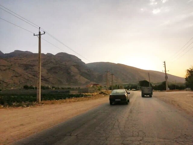 از معادن موجود در روستاها خدمات و عوارضی عاید روستاییان نمیشود از معادن موجود در روستاها خدمات و عوارضی عاید روستاییان نمیشود