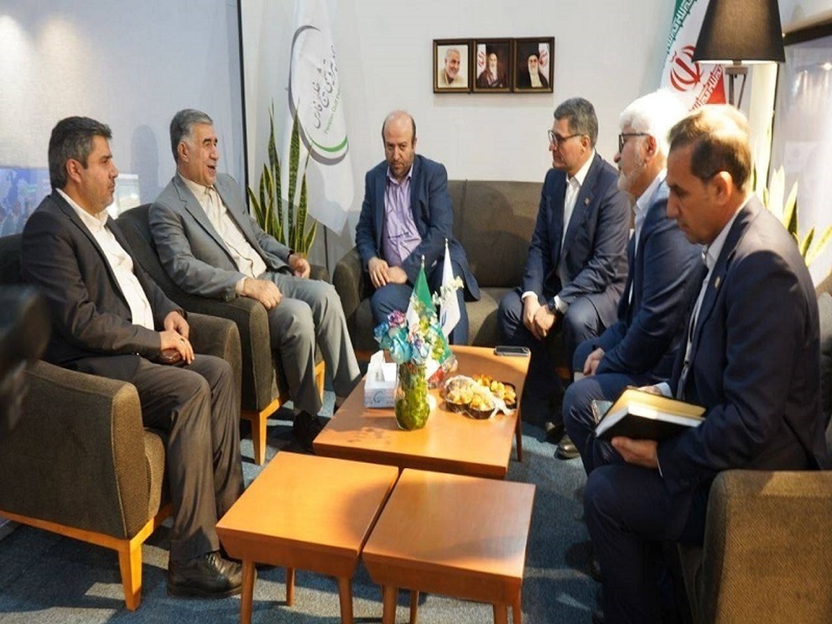 روز پرفروغ مدیرعامل پتروشیمی ایلام در نمایشگاه بیست و هشتم