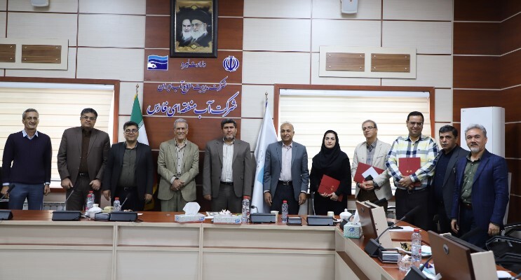 تبادل اطلاعات در زمینه مخاطرات زمینشناختی با تاکید بر فرونشست زمین استان فارس صورت میگیرد تبادل اطلاعات در زمینه مخاطرات زمینشناختی با تاکید بر فرونشست زمین استان فارس صورت میگیرد