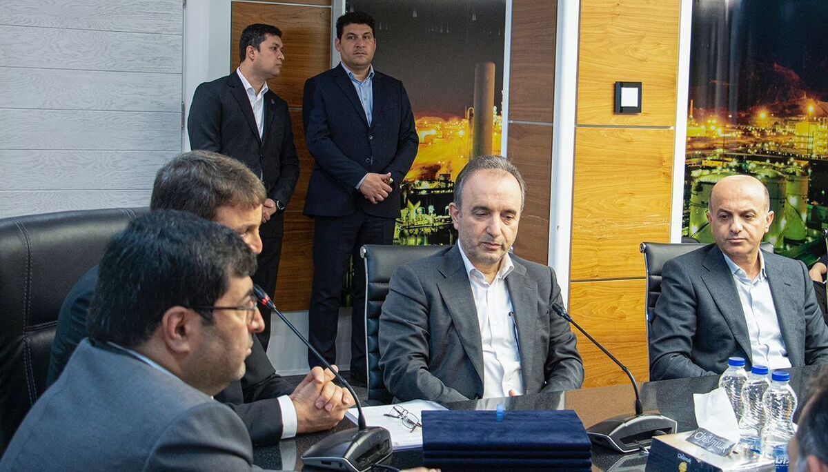 تاکید عبوری بر تمرکز بر راهبرد‌های جدید غدیر در گروه پارسیان