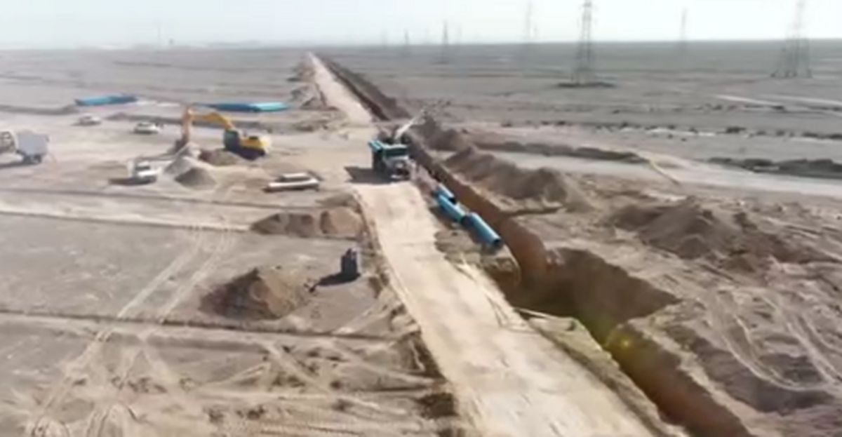 پیشرفت ۸۲ درصدی پروژه خط انتقال آب خلیج فارس به شهرستان اردکان به همت شرکت معدنی و صنعتی چادرملو