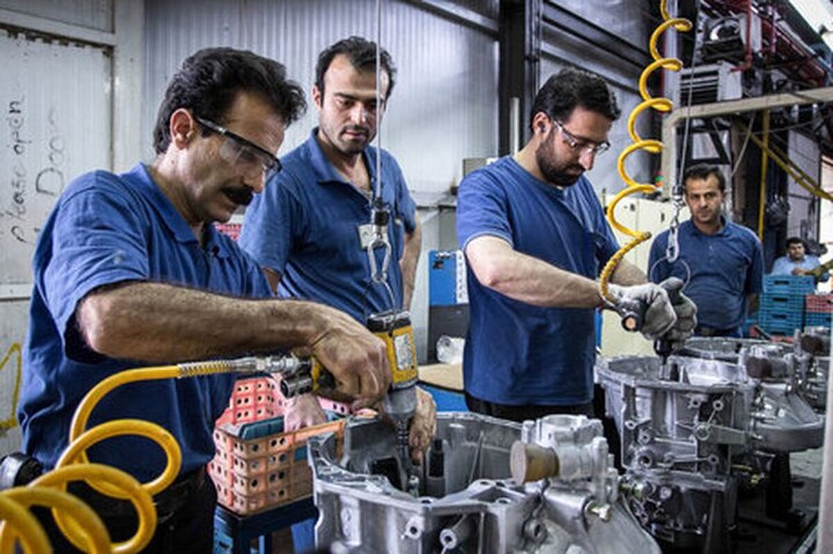 شعار امسال با انسجام جامعه کارگری محقق خواهد شد