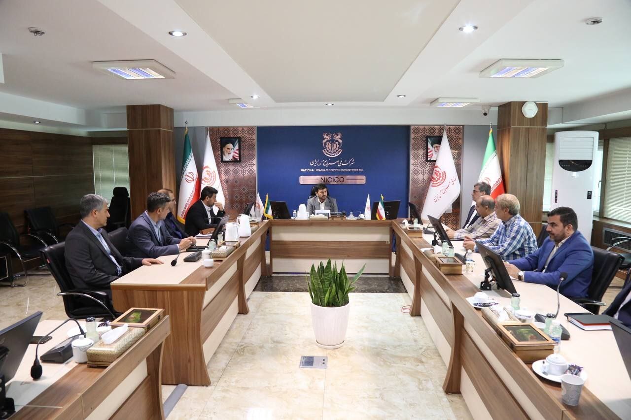 تجلیل از بازنشستگان سال ۱۴۰۲ شرکت ملی صنایع مس ایران تجلیل از بازنشستگان سال ۱۴۰۲ شرکت ملی صنایع مس ایران