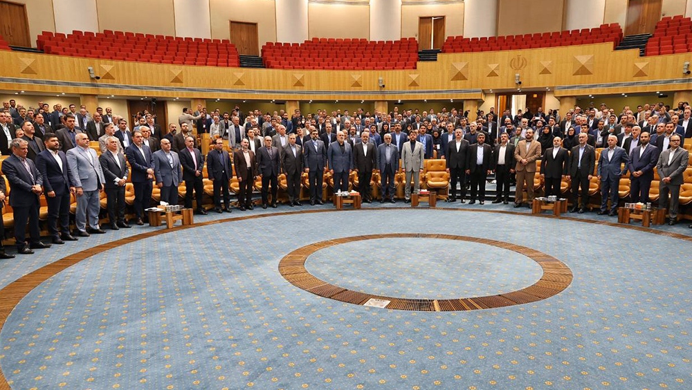 نبود زیرساختهای ابتدایی تولید مانع توسعه اقتصادی است نبود زیرساختهای ابتدایی تولید مانع توسعه اقتصادی است