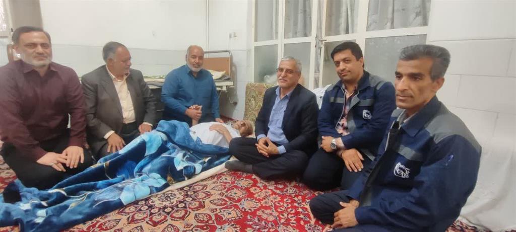 بازنشستگان باید در اتاقهای فکر نقشآفرین باشند بازنشستگان باید در اتاقهای فکر نقشآفرین باشند