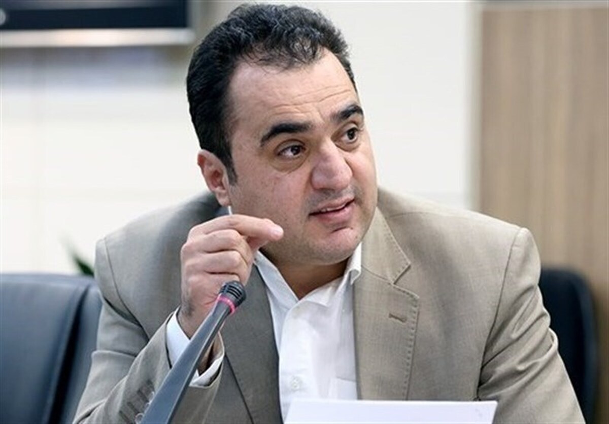 عمده مواد معدنی استخراج‌شده به‌صورت خام از کشور خارج می‌شود