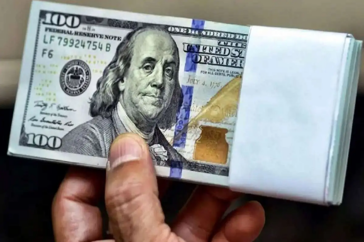 پیش بینی قیمت دلار ۱۶ مرداد ۱۴۰۳/ حرکت الاکلنگی دلار در کف کریدور ششم ادامه دارد؟