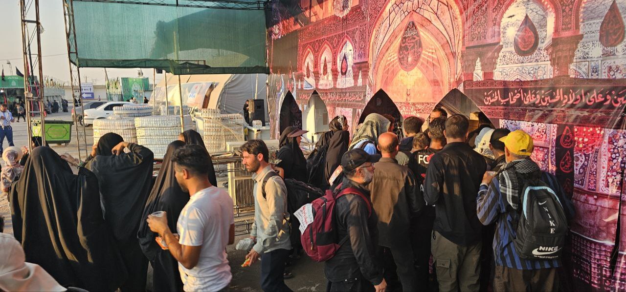 خدماترسانی موکب شرکت فولاد اکسین خوزستان در مرز شلمچه/ فولاد اکسین پای کار عاشقان حسین خدماترسانی موکب شرکت فولاد اکسین خوزستان در مرز شلمچه/ فولاد اکسین پای کار عاشقان حسین