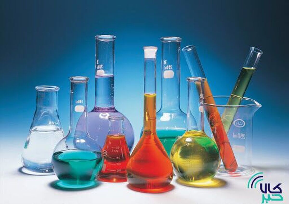 عرضه ۶۹ هزار تن مواد پلیمری و شیمیایی در تالار نقره‌ای