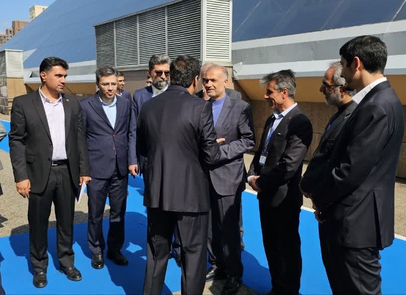 گشایش پاویون ایران در نمایشگاه اتومبیلیتی روسیه با حضور معاون وزیر صمت