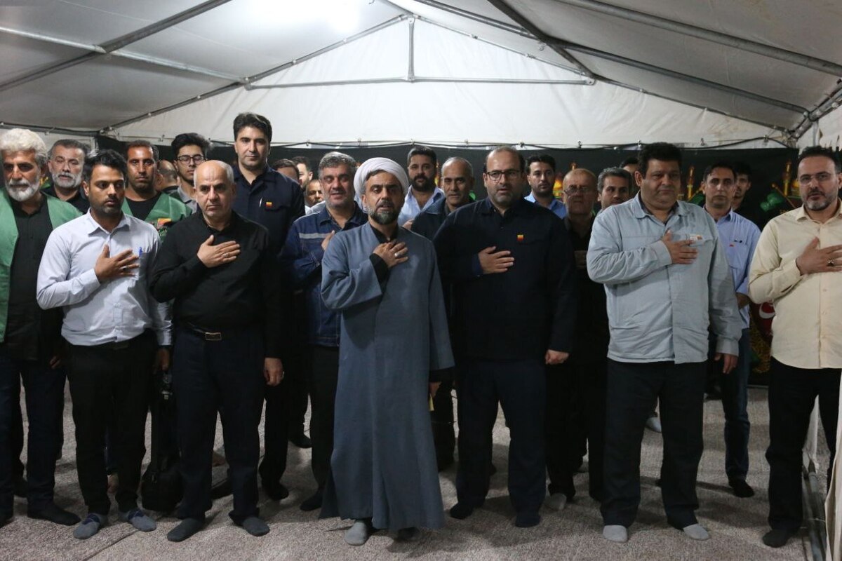 مدیرعامل فولاد خوزستان از موکب شهدای فولاد در پایانه مرزی چذابه بازدید کرد