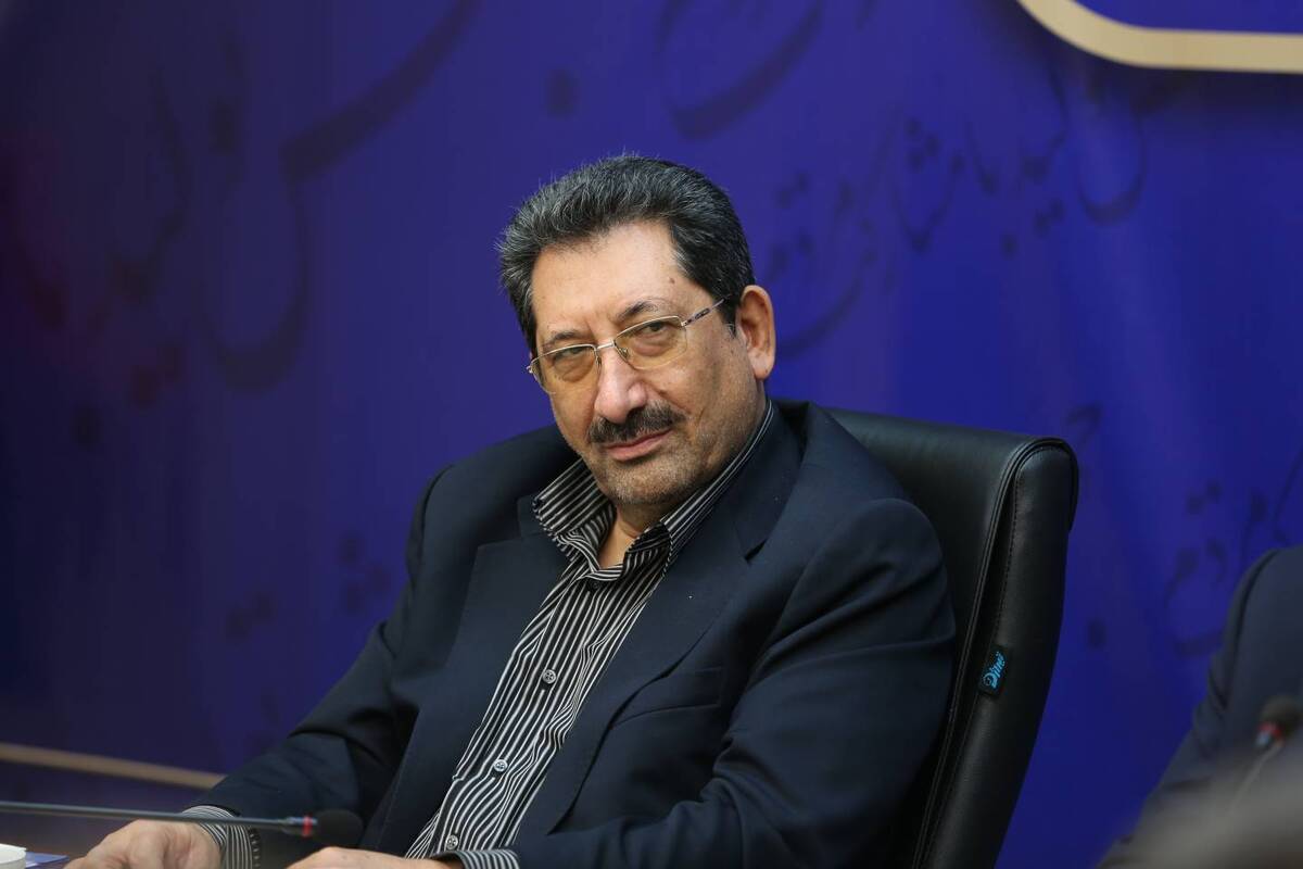 وزیر صمت، در محل کار خود در ساختمان سمیه حضور یافت