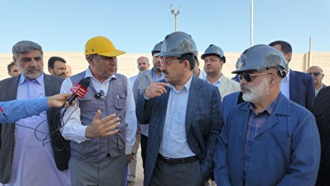 بازدید وزیر صنعت، معدن و تجارت از بزرگ‌ترین کارخانه طلای شرق کشور
