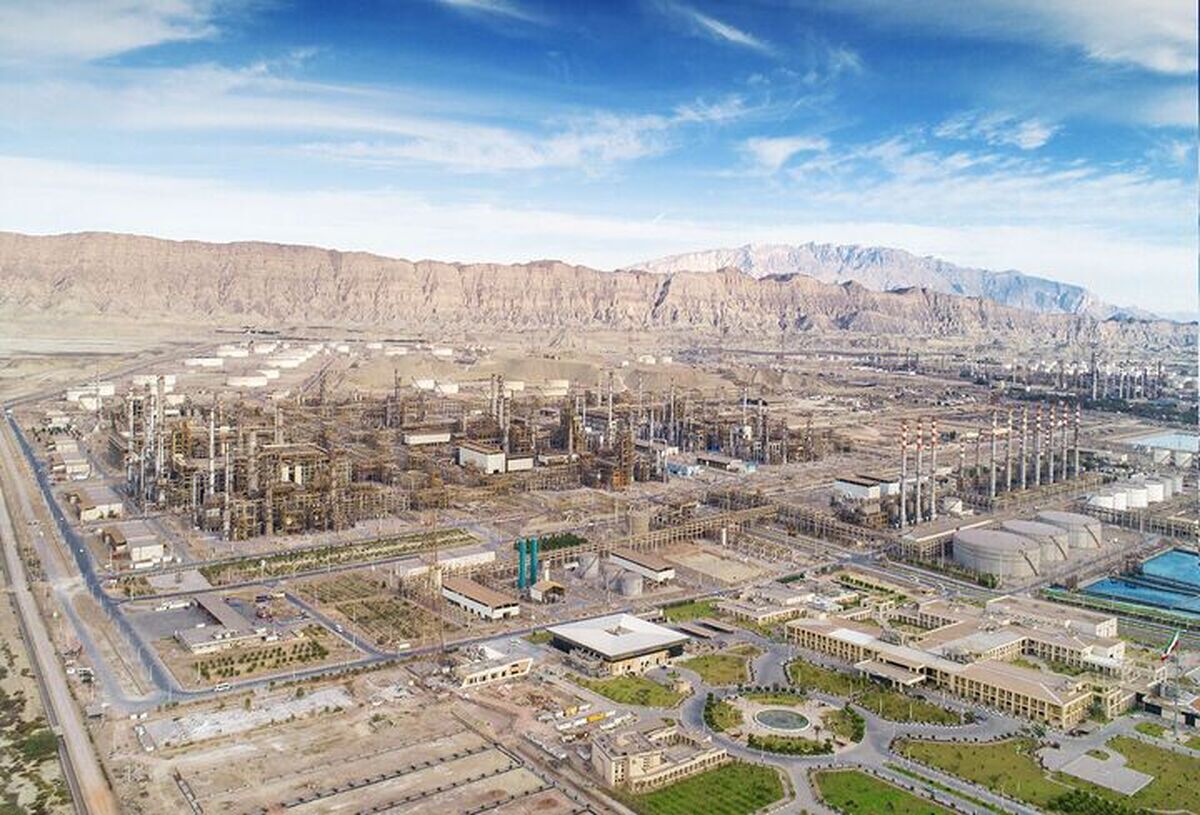 معاون وزیر نفت: پیشگامی پالایشگاه ستاره خلیج فارس در انرژی‌های نو حائز اهمیت است