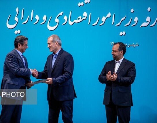 رفع فقر جزو اولویتهاست/ دولت را با تورم ۳۵ درصد تحویل میگیریم رفع فقر جزو اولویتهاست/ دولت را با تورم ۳۵ درصد تحویل میگیریم