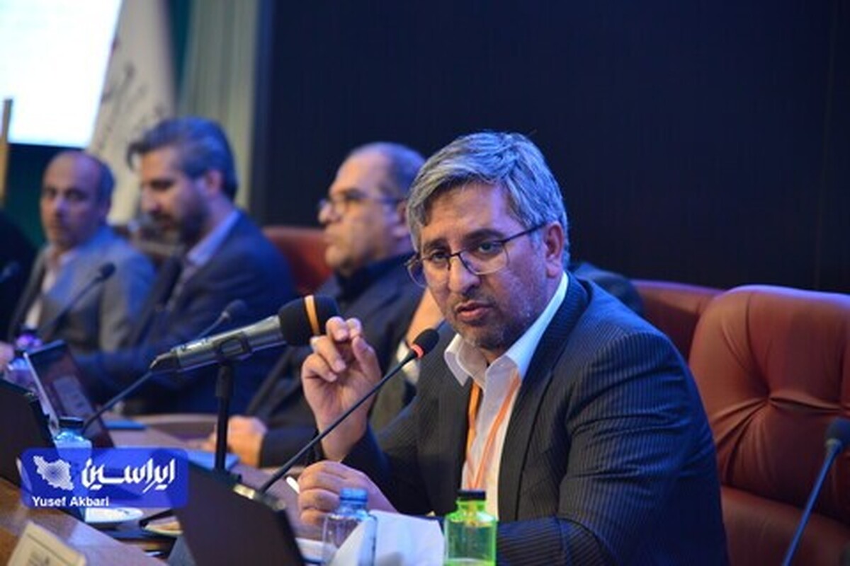 امروز یکی از اصلی‌ترین اکوسیستم‌های سخت‌افزاری در فولاد مبارکه ایجاد شده است/ لزوم ایجاد اکوسیستم نوآوری و فناوری در شرکت‌های صنعتی/ برنامه‌ریزی تحول دیجیتال و اقتصاد چرخشی در فولاد مبارکه