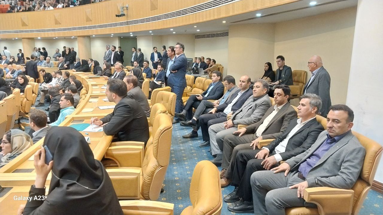 استانداردها، مشارکت مردمی، جهش تولید و توسعه اقتصادی استانداردها، مشارکت مردمی، جهش تولید و توسعه اقتصادی
