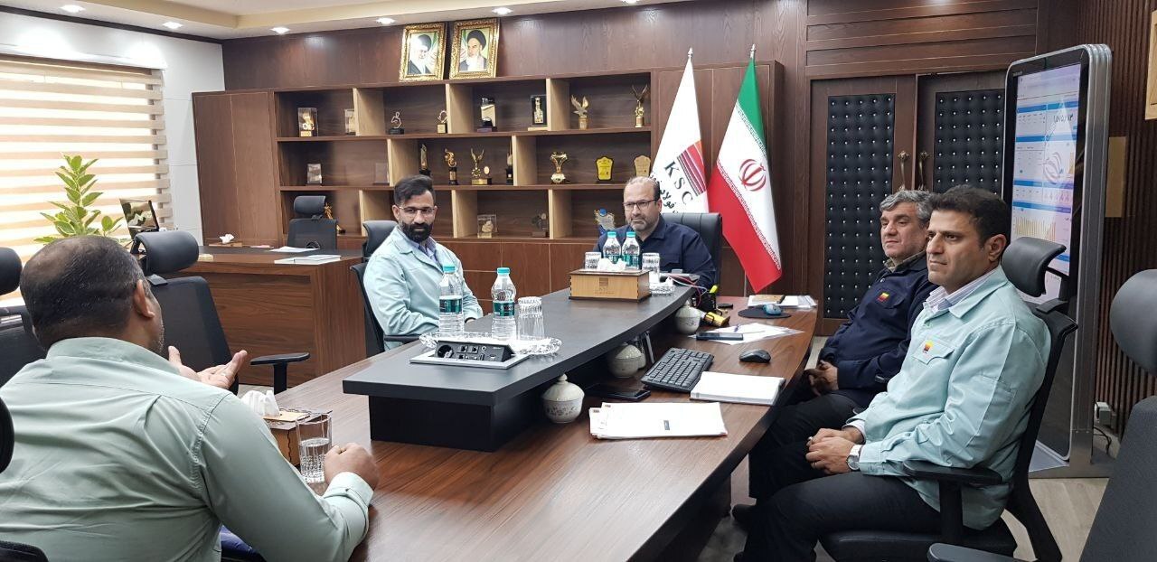 دیدار چهره به چهره مدیرعامل با کارکنان شرکت فولاد خوزستان دیدار چهره به چهره مدیرعامل با کارکنان شرکت فولاد خوزستان