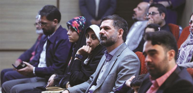 برگزاری محفل ادبی «پنجره» به میزبانی واحد آموزش و توسعه سرمایه انسانی برگزاری محفل ادبی «پنجره» به میزبانی واحد آموزش و توسعه سرمایه انسانی