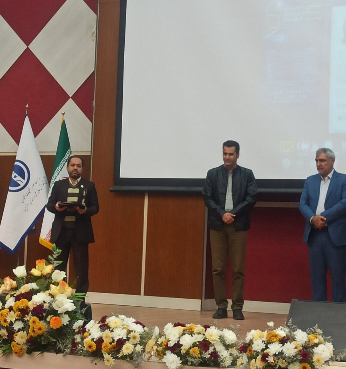 حضور فعال شرکت آلومینای ایران در ششمین دوره کنفرانسهای ملی مجتمع آموزش عالی فنی و مهندسی اسفراین حضور فعال شرکت آلومینای ایران در ششمین دوره کنفرانسهای ملی مجتمع آموزش عالی فنی و مهندسی اسفراین