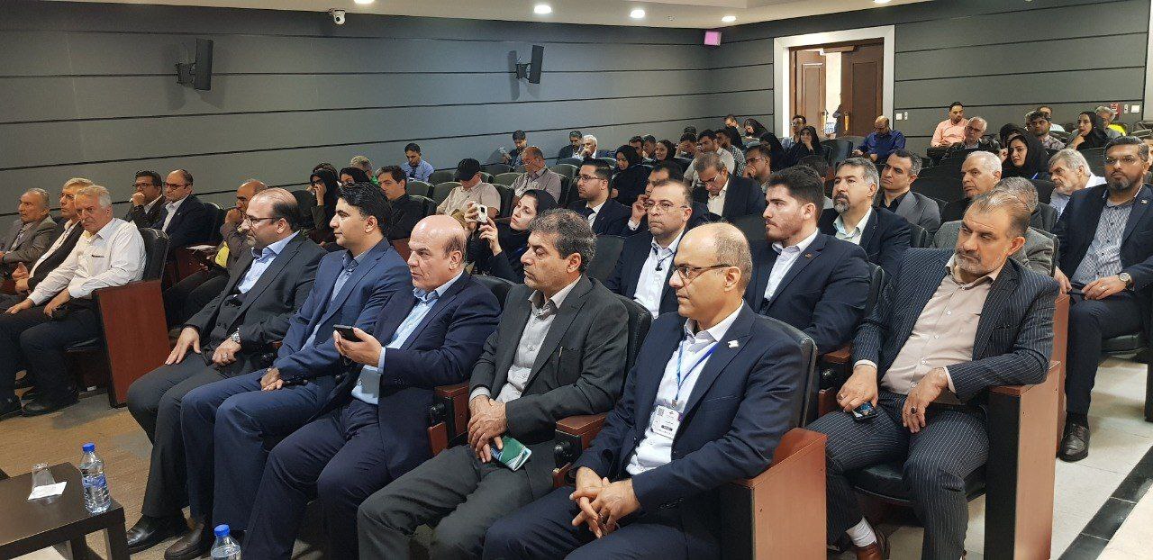 بانوی فولاد خوزستان گواهینامه ارائه مقاله در سمپوزیوم کیش ۱۴۰۳ را دریافت کرد بانوی فولاد خوزستان گواهینامه ارائه مقاله در سمپوزیوم کیش ۱۴۰۳ را دریافت کرد