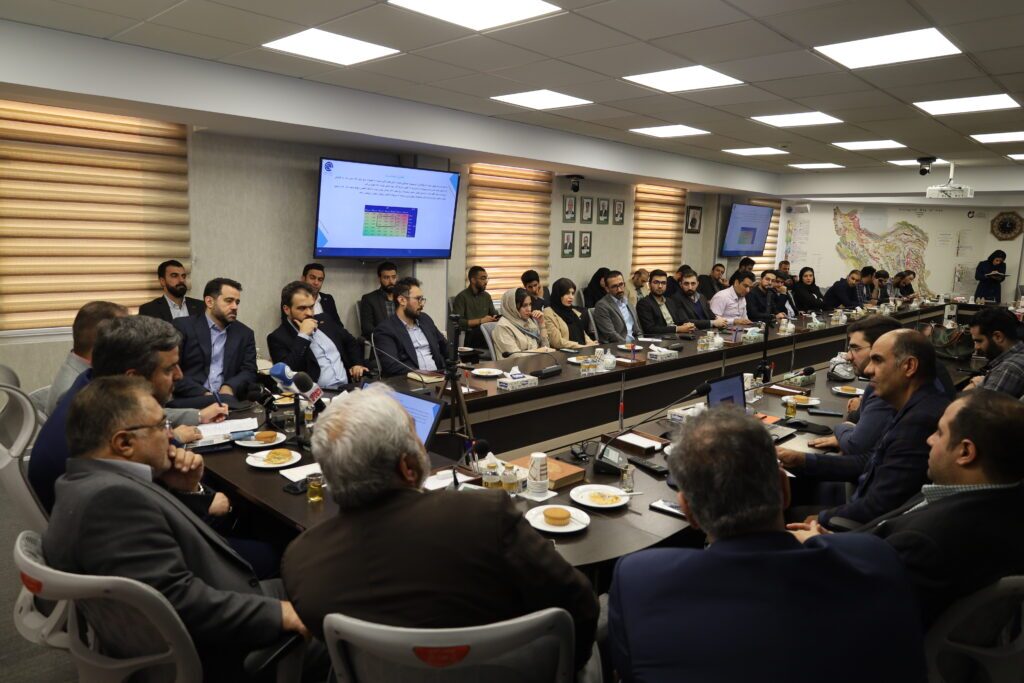 نشست مدیران «تاصیکو» و «فباهنر» با فعالان بازار سرمایه نشست مدیران «تاصیکو» و «فباهنر» با فعالان بازار سرمایه