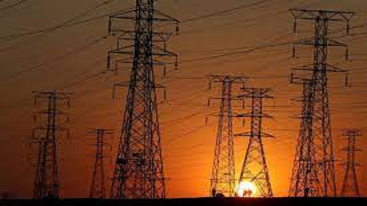 مشکل عمده شبکه برق استان تهران انشعاب‌های غیرمجاز است