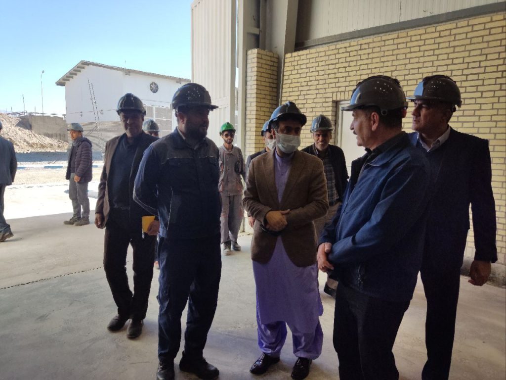بازدید مدیران ارشد سیستان و بلوچستان از کارخانه طلای تفتان بازدید مدیران ارشد سیستان و بلوچستان از کارخانه طلای تفتان