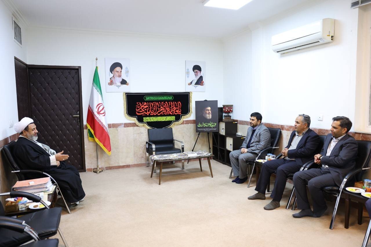 دیدار مدیرعامل شرکت ملی مس با نماینده ولی فقیه در استان کرمان دیدار مدیرعامل شرکت ملی مس با نماینده ولی فقیه در استان کرمان