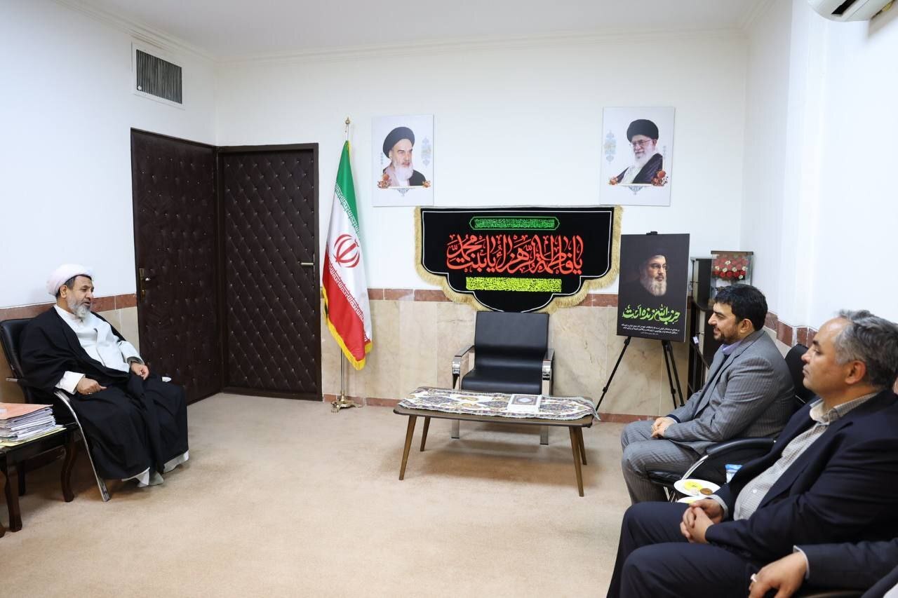 دیدار مدیرعامل شرکت ملی مس با نماینده ولی فقیه در استان کرمان دیدار مدیرعامل شرکت ملی مس با نماینده ولی فقیه در استان کرمان
