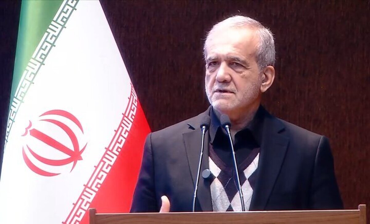 رئیس‌جمهور از نمایشگاه توانمندی بخش صنعت و معدن بازدید کرد