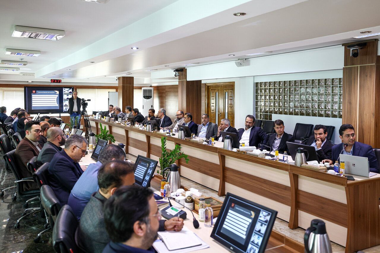 مسیر توسعه ساخت داخل را با جدیت در شرکت ملی مس دنبال میکنیم مسیر توسعه ساخت داخل را با جدیت در شرکت ملی مس دنبال میکنیم