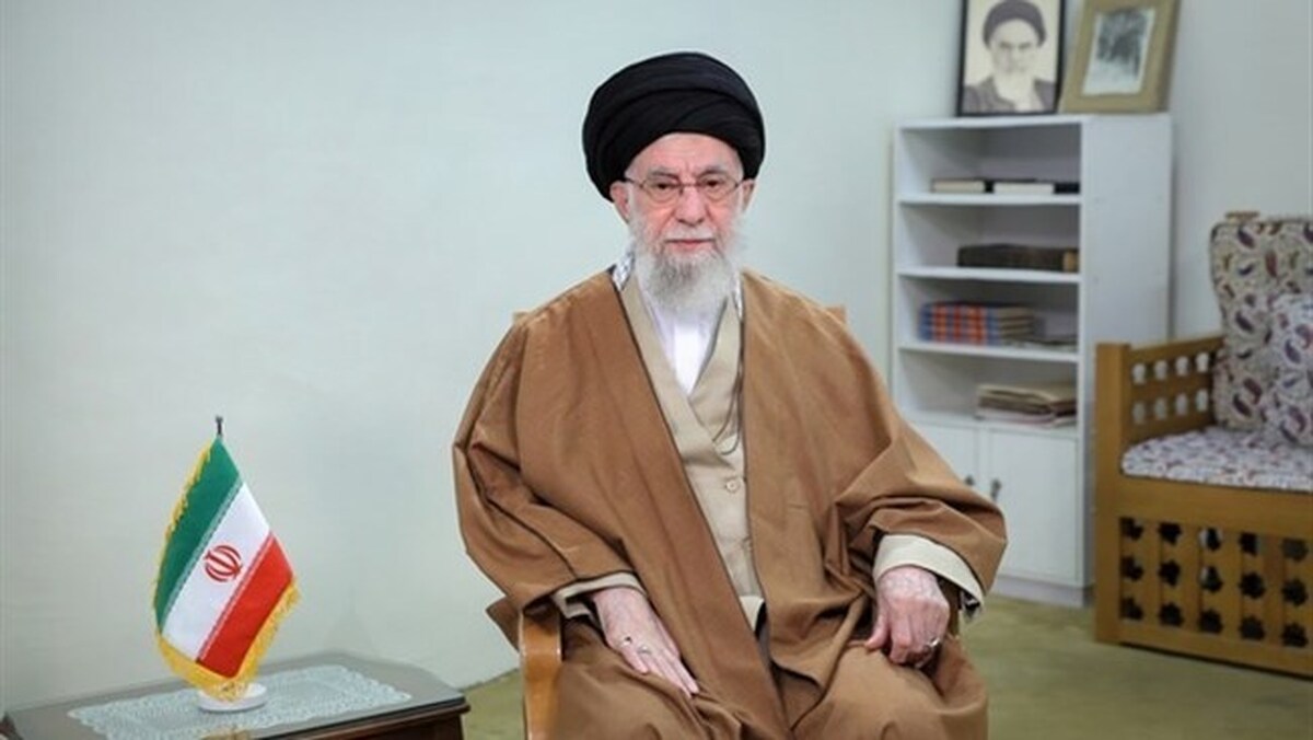 رهبر انقلاب اسلامی سال ۱۴۰۴ را سال «سرمایه‌گذاری برای تولید» نام‌گذاری کردند