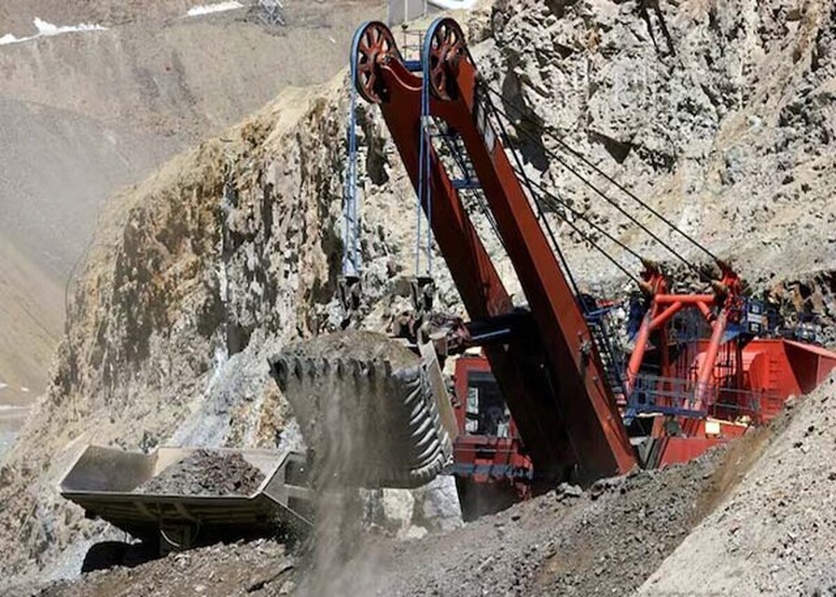 پیش‌بینی ذخیره بالغ بر یک میلیارد تن کانسنگ مس در معدن جانجای نیمروز