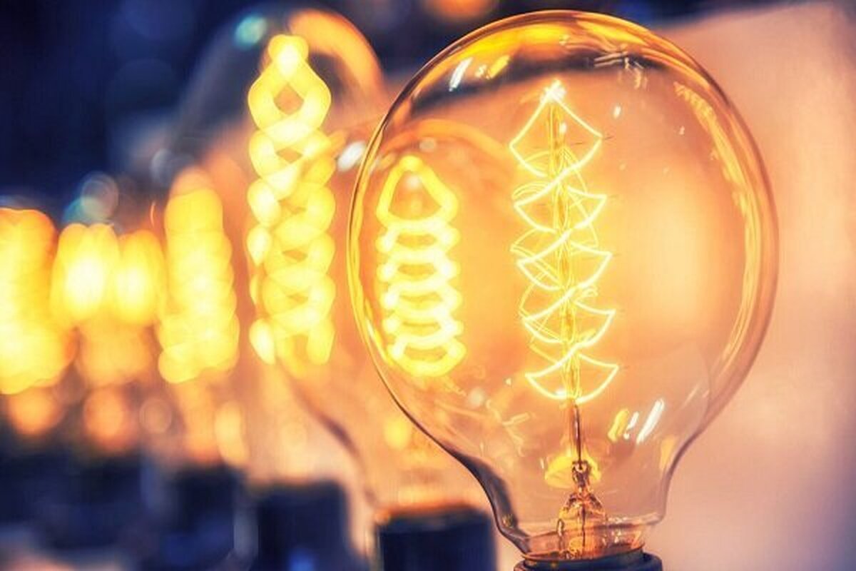محاسبه برق مشترکان پرمصرف بر اساس بهای خرید از نیروگاه‌های تجدیدپذیر