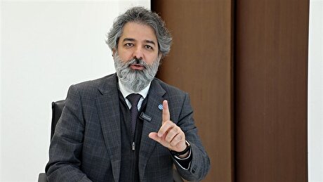 ناتوانی در مدیریت ریسک مانع سرمایه‌گذاری است/ اقتصاد ایران را به سمت پیش‌بینی‌پذیری سوق دهیم