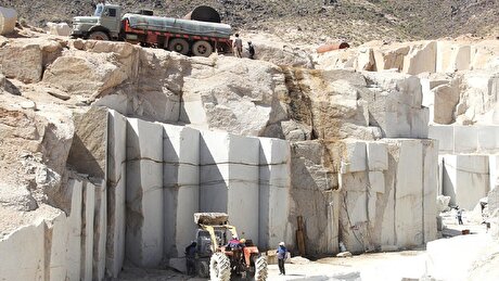 جای خالی صنایع فرآوری در پایتخت معادن سنگ‌های ساختمانی ایران
