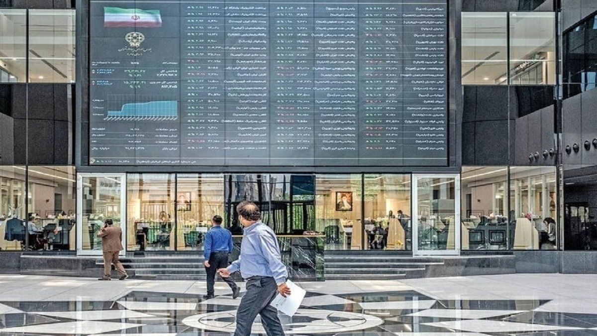افزایش بیش از ۴۸ هزار واحدی شاخص کل بورس در روز منفی شاخص کل هم‌وزن