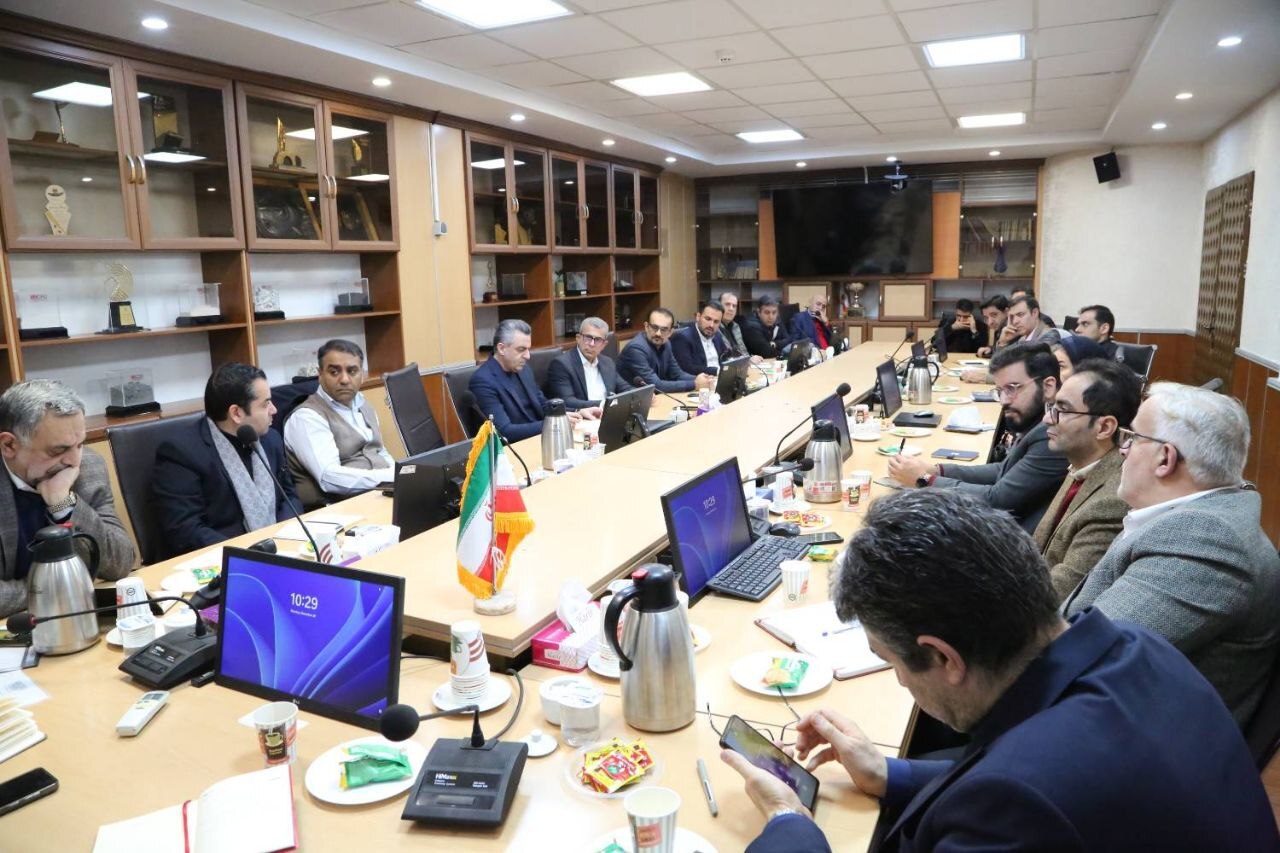 صندوق توسعه ملی و ایمیدرو به دنبال شکل‌دهی بازار انرژی‌های تجدیدپذیر در بخش معدن