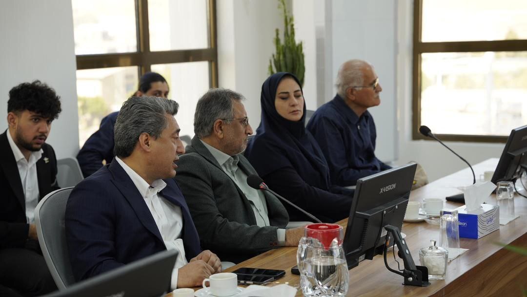 تقدیر معاون رئیسجمهور از نقش ایمیدرو در ساماندهی پساب بندرعباس تقدیر معاون رئیسجمهور از نقش ایمیدرو در ساماندهی پساب بندرعباس